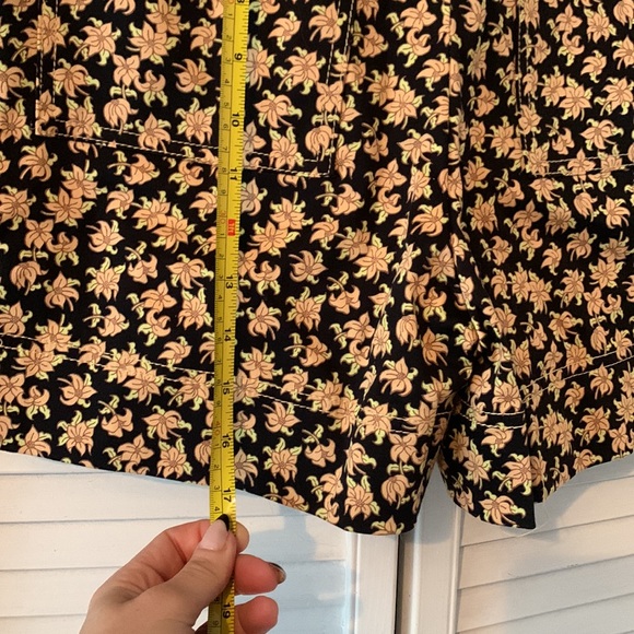 Scotch & Soda Modern Classics high-waisted printed shorts, size S. - Picture 7 of 8